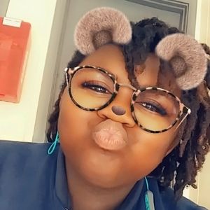 Meet your Posher, Sarai